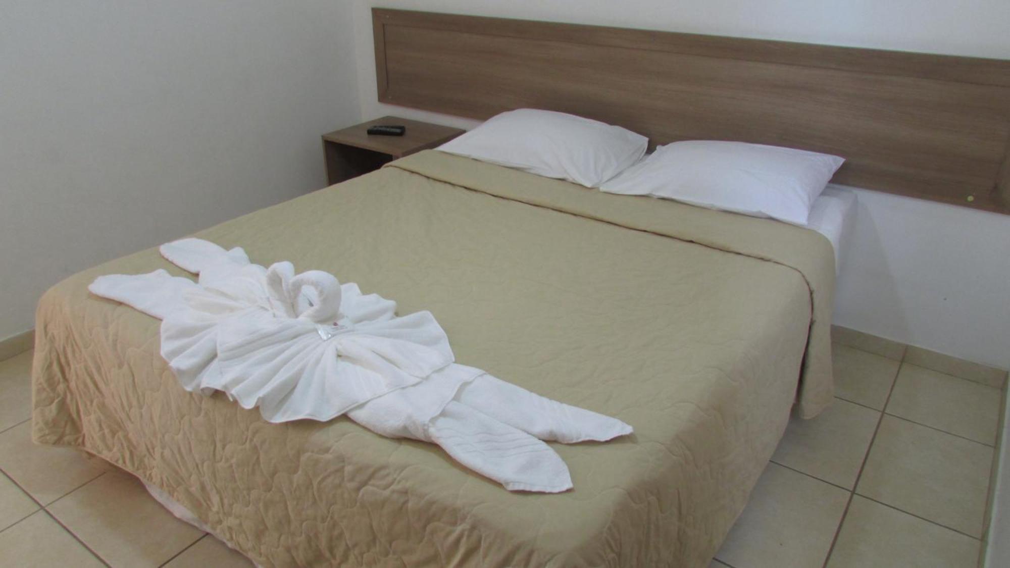 Hotel Oitis Governador Valadares Luaran gambar