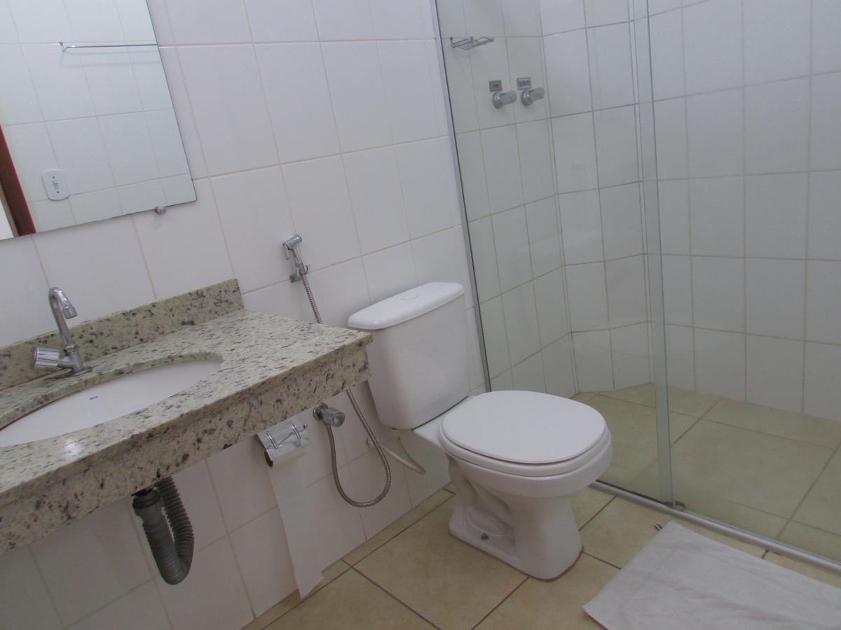Hotel Oitis Governador Valadares Luaran gambar