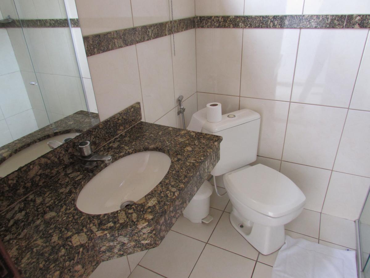 Hotel Oitis Governador Valadares Luaran gambar
